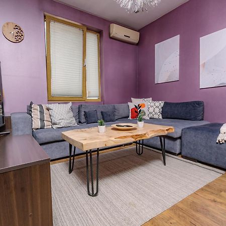 Slaveykov Sqr Urbanlux Topcentre 2Bdr Free Parking صوفيا المظهر الخارجي الصورة