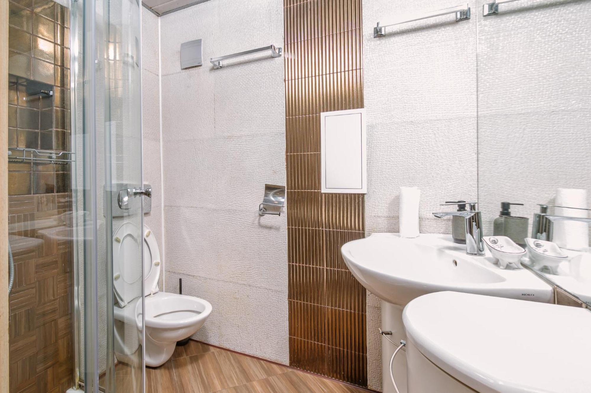 Slaveykov Sqr Urbanlux Topcentre 2Bdr Free Parking صوفيا المظهر الخارجي الصورة